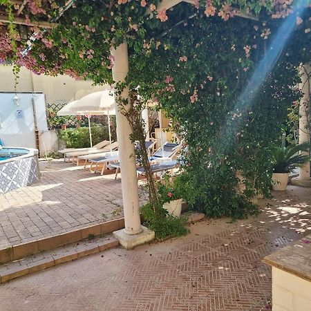 Villino Angela A Sant'Anna Apartment Boscotrecase Bagian luar foto