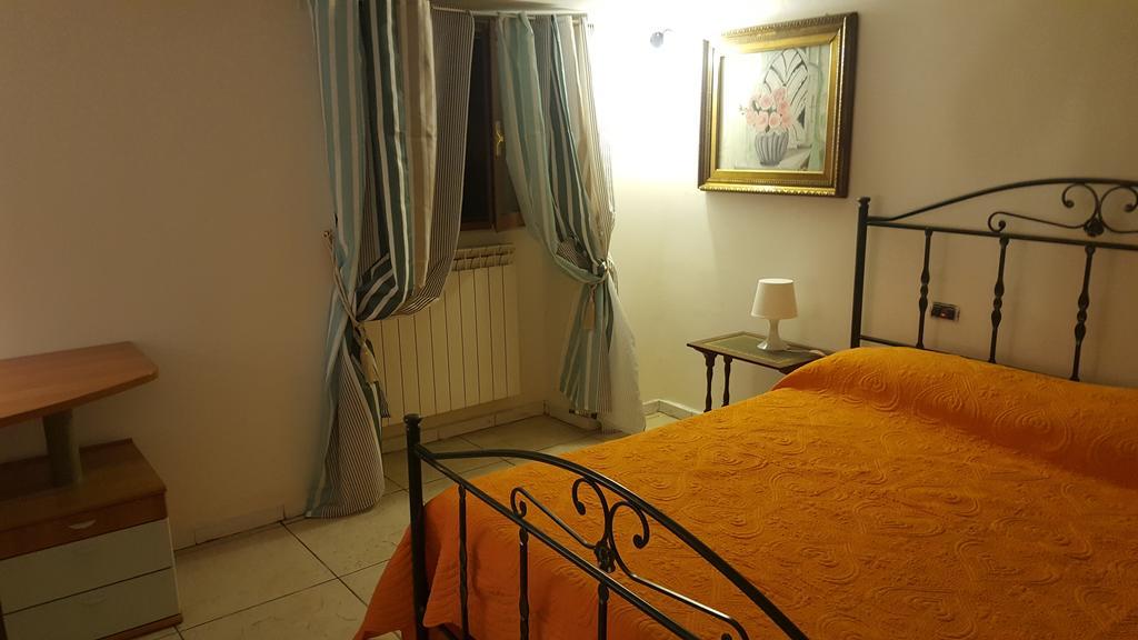 Villino Angela A Sant'Anna Apartment Boscotrecase Bagian luar foto