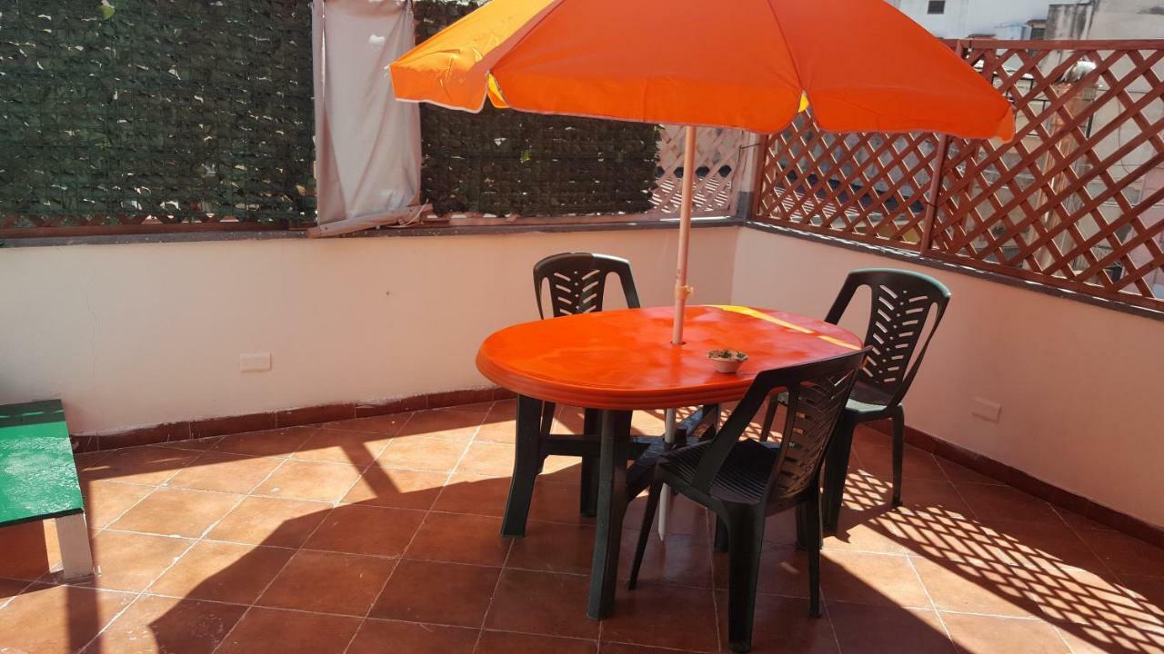 Villino Angela A Sant'Anna Apartment Boscotrecase Bagian luar foto